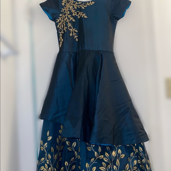 Traditional Eid Gown for kids- - Picture 6 of 8